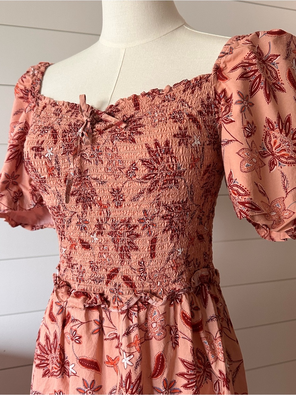 BB Dakota Smocked Puff-Sleeve Dress